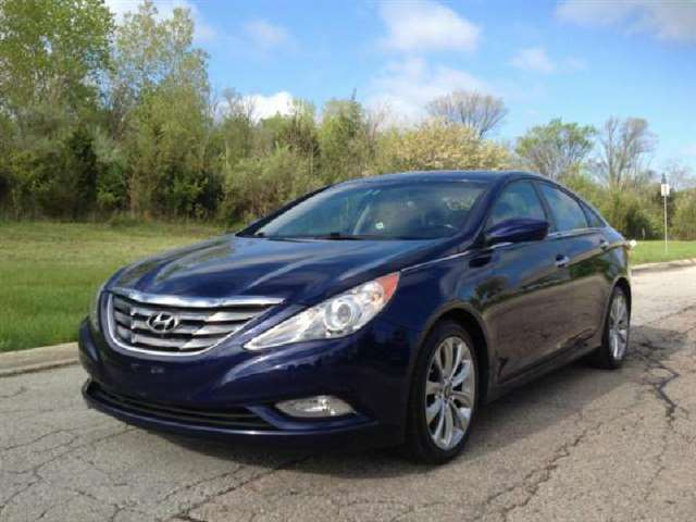 2011 Hyundai Sonata SE 4dr Sedan 6A